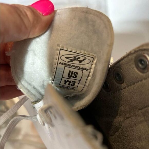 Girls figure skates. Ice skates. White. Size youth 13. Excellent condition. - Picture 6 of 7